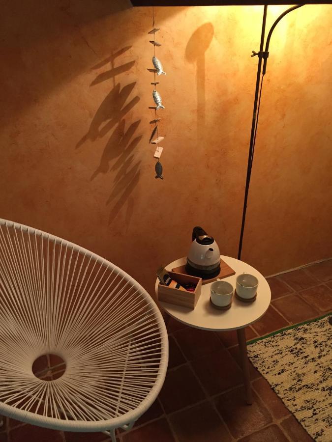 Lirac La Petite Sardine B&B 외부 사진