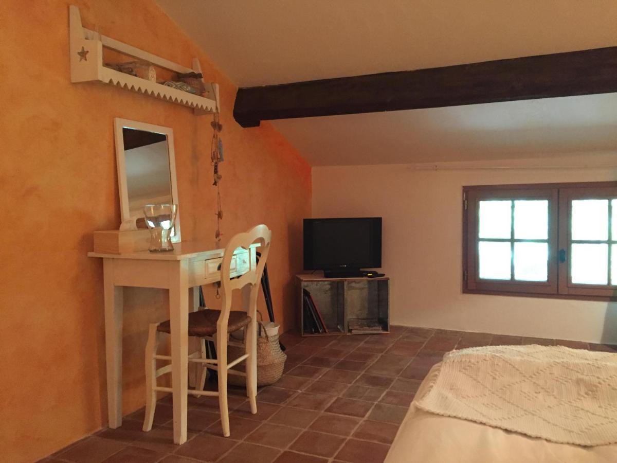 Lirac La Petite Sardine B&B 외부 사진