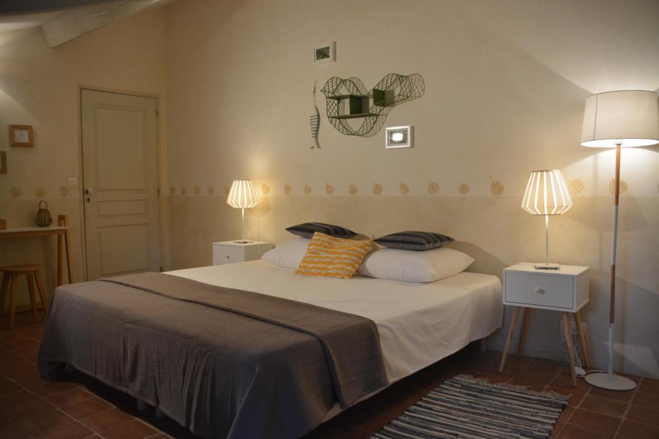 Lirac La Petite Sardine B&B 외부 사진
